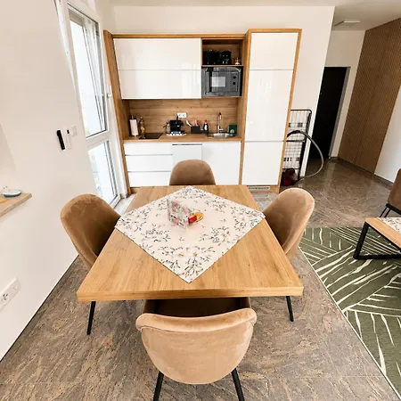 Morisol 2 , Elegant With Terrace And Parking 公寓