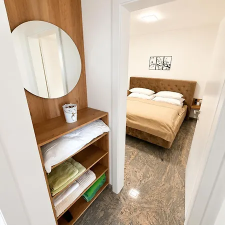 Morisol 2 , Elegant With Terrace And Parking * 梅杜林