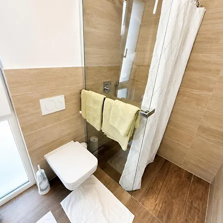 Morisol 2 , Elegant With Terrace And Parking